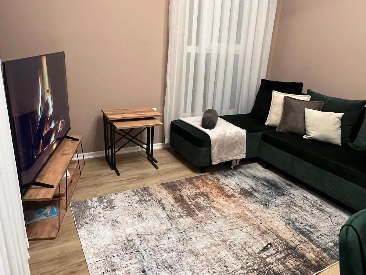 Trio Escape Tirana Apartamento Albânia